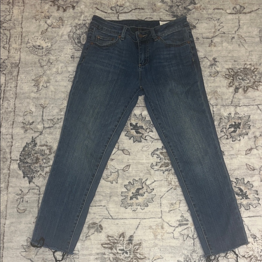 Vince Camuto Women's Dark Blue Ankle Crop Jeans